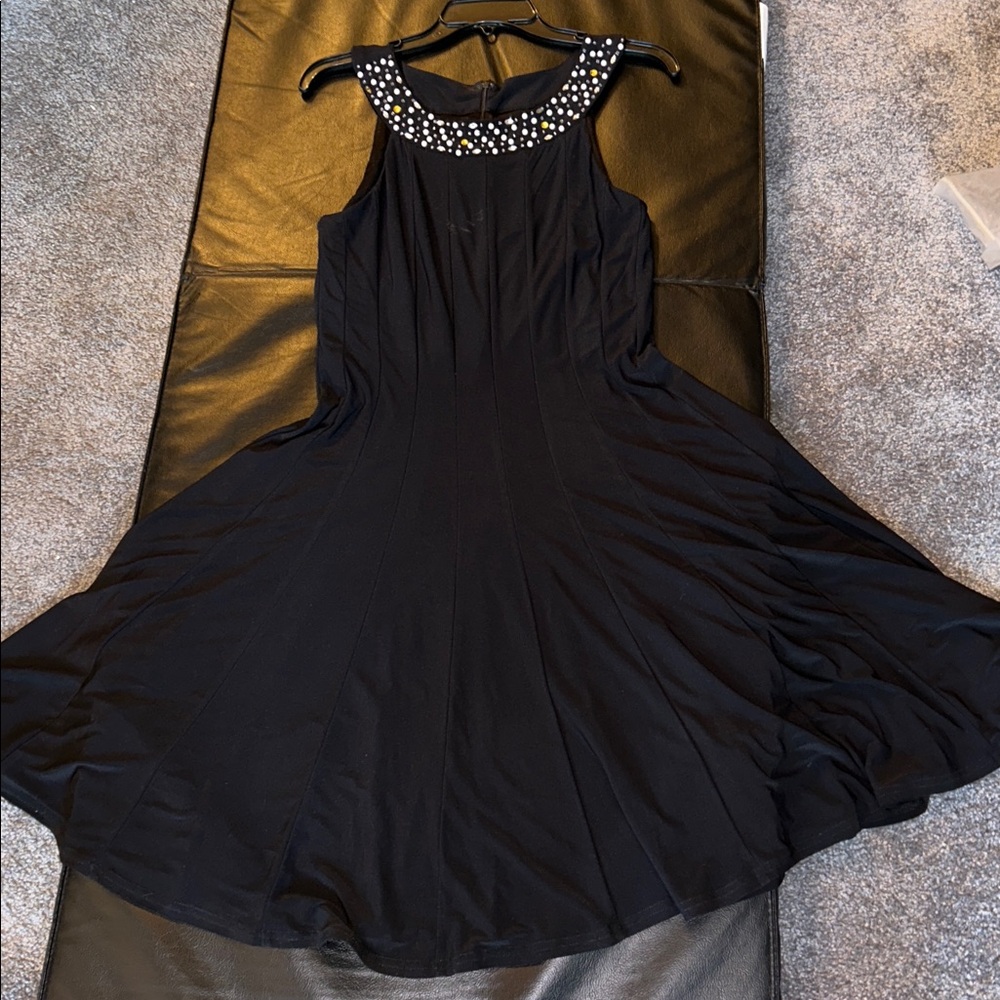 Jessica Howard Perfect Black Dress with Neckline with Pearls & Sequins Size 10 - Picture 2 of 14
